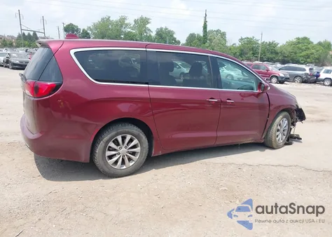 2018 Chrysler Pacifica Touring Plus из США, поврежденный, VIN 2C4RC1FGXJR279036